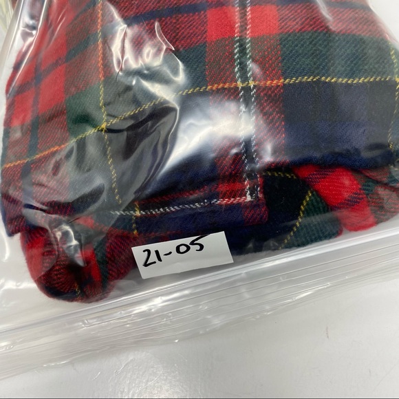 American Eagle Plaid Holiday Button Down Shirt Small - Picture 8 of 8